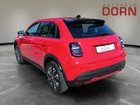 Neu Fiat 600 101 PS (74 kW) 2025 Rot SUV