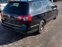 Gebraucht VW Passat Comfortline 140 PS (102 kW) 2010 Schwarz Kombi