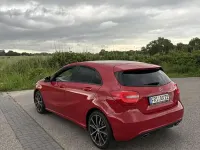 Gebraucht Mercedes A180 Style 122 PS (89 kW) 2014 Rot Limousine