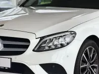Gebraucht Mercedes C220 194 PS (142 kW) 2019 Weiß Limousine