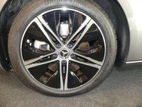 Gebraucht Mercedes A250 Progressive 160 PS (117 kW) 2023 Mountaingrau  met. Kleinwagen