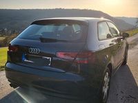 Gebraucht Audi A3 Attraction 122 PS (89 kW) 2014 Schwarz Limousine