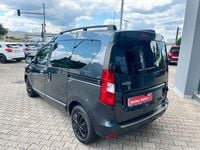 Gebraucht Dacia Dokker Lauréate 116 PS (85 kW) 2016 Grau Van / Kleinbus