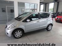 Gebraucht Mercedes A160 95 PS (69 kW) 2011 Silber Limousine