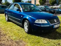 Gebraucht VW Passat 163 PS (119 kW) 2003 Blau Limousine