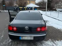 Gebraucht VW Phaeton 245 PS (180 kW) 2009 Blau Limousine