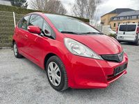 Gebraucht Honda Jazz Trend 99 PS (72 kW) 2013 Rot Kleinwagen