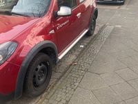 Gebraucht Dacia Sandero Stepway 84 PS (61 kW) 2013 Rot Limousine