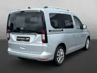 Gebraucht Ford Tourneo Connect Titanium 122 PS (89 kW) 2025 Rot Van / Kleinbus