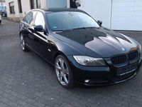 Gebraucht BMW 320 170 PS (125 kW) 2009 Schwarz Limousine