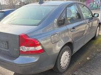 Gebraucht Volvo S40 Kinetic 140 PS (102 kW) 2005 Titanium grey pearl / metallic Limousine