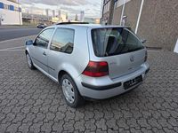 Gebraucht VW Golf IV 75 PS (55 kW) 2001 Silber Kleinwagen