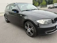 Gebraucht BMW 116 122 PS (89 kW) 2007 Schwarz ii Kleinwagen