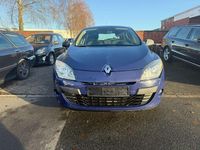 Gebraucht Renault Mégane Authentique 101 PS (74 kW) 2010 Blau Limousine