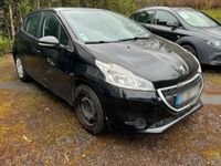 gebraucht Peugeot 208 1.0i Benzina 149…km Bj 2014