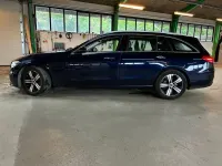 Gebraucht Mercedes C220 200 PS (147 kW) 2022 Blau Kombi