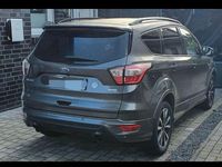 Gebraucht Ford Kuga ST-Line 150 PS (110 kW) 2018 Grau SUV