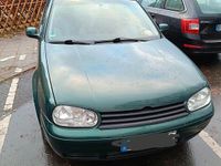 Gebraucht VW Golf IV 75 PS (55 kW) 2002 Grün Kleinwagen