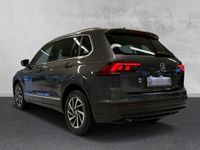 Gebraucht VW Tiguan Sound 125 PS (91 kW) 2017 Grau SUV