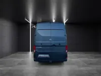 Gebraucht VW Crafter 177 PS (130 kW) 2023 Indiumgrau metallic Van