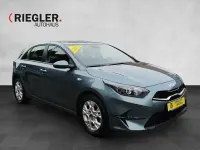 Używany Kia Ceed Vision 159 KM (116 kW) 2024 Szary Hatchback