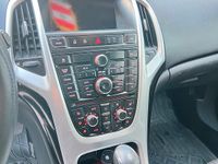 Usata Opel Astra 110 CV (80 kW) 2011 Bianco Berlina
