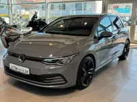 Gebraucht VW Golf VIII Life 150 PS (110 kW) 2020 Mondsteingrau Limousine