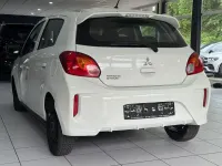 Gebraucht Mitsubishi Space Star Select 71 PS (52 kW) 2022 Weiß Kleinwagen