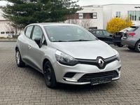 Gebraucht Renault Clio IV Life 75 PS (55 kW) 2017 Silber Limousine