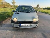 Używany Renault Twingo Elysee 58 KM (42 kW) 2006 Szary Hatchback