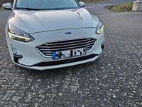 Gebraucht Ford Focus Trend 125 PS (91 kW) 2020 Weiß Limousine
