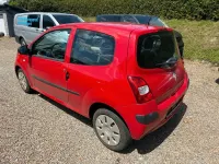 Gebraucht Renault Twingo 58 PS (42 kW) 2009 Rot Kleinwagen