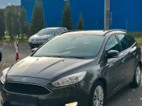 Gebraucht Ford Focus 125 PS (91 kW) 2016 Grau Kombi
