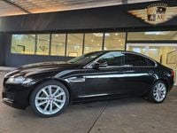 Gebraucht Jaguar XF Prestige 300 PS (220 kW) 2018 Ultimate black/santorini black (metallic) Limousine