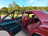 Gebraucht Mercedes 190 72 PS (52 kW) 1985 Rot Limousine