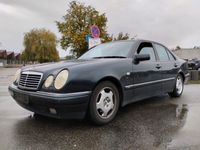 gebraucht Mercedes E230 AVANTGARDE Automatik / Xenon / Klimatronik