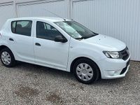 Gebraucht Dacia Sandero 75 PS (55 kW) 2013 Weiß Limousine