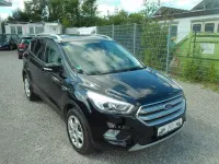 Gebraucht Ford Kuga Titanium 150 PS (110 kW) 2018 Schwarz SUV