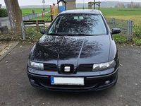 Second-hand Seat Leon 101 CP (74 kW) 2000 Negru Hatchback