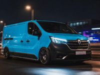 Usado Renault Trafic 150 CV (110 kW) 2022 Azul Monovolumen