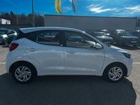 Gebraucht Hyundai i10 Select 67 PS (49 kW) 2021 Weiß Kleinwagen