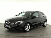 Gebraucht Mercedes A180 Urban 107 PS (78 kW) 2013 Unilack nachtschwarz Limousine