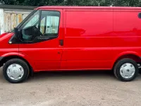 Gebraucht Ford Transit 85 PS (62 kW) 2010 Rot Van / Kleinbus