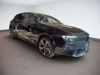 Gebraucht Opel Astra 145 PS (106 kW) 2024 Karbon schwarz metallic (metallic) Kleinwagen