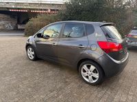 Gebraucht Kia Venga Vision 128 PS (94 kW) 2012 Grau Kleinwagen