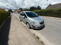 Gebraucht Opel Meriva 101 PS (74 kW) 2011 Silber Van / Kleinbus
