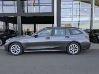 Używany BMW 330e Advantage 292 KM (214 kW) 2022 Szary Kombi