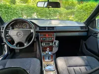 Gebraucht Mercedes E320 220 PS (161 kW) 1995 Silber Coupé