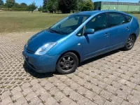 Gebraucht Toyota Prius 77 PS (56 kW) 2005 Violet Kleinwagen