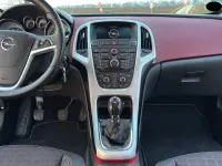 Gebraucht Opel Astra GTC 165 PS (121 kW) 2012 Andere farben Coupé